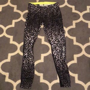 Reebok Leggings w/Calf Mesh Panel
